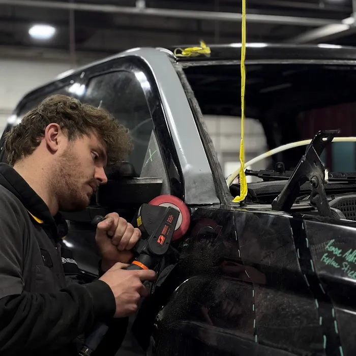 Dellenbach Motors Body Shop 9