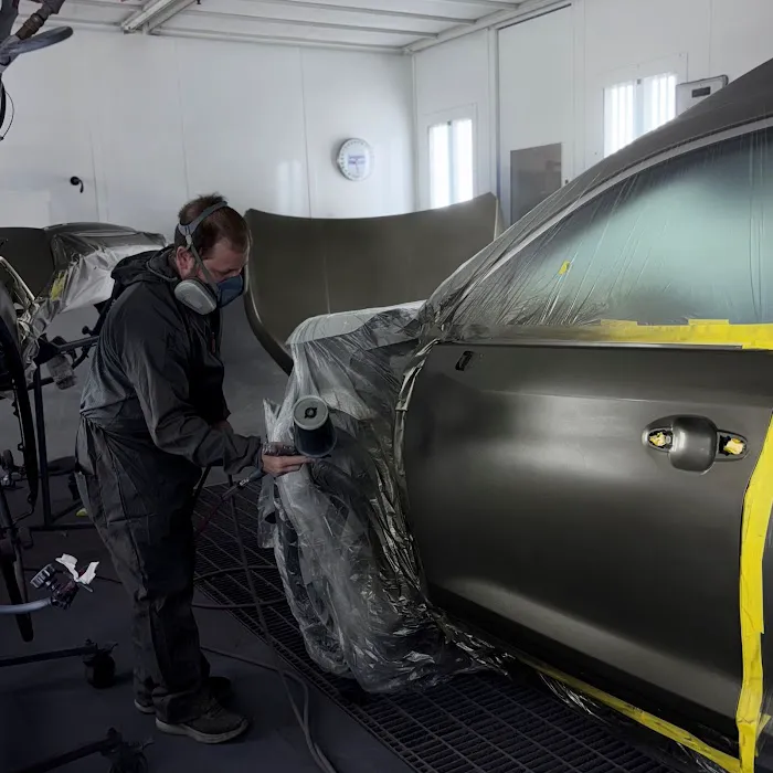 Dellenbach Motors Body Shop 7