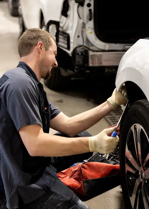 Markley Motors Collision Center 4