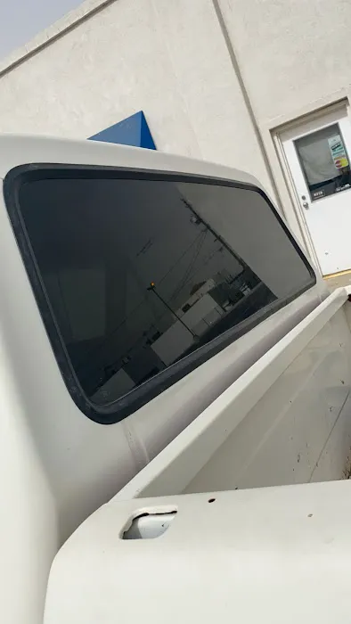 Bob's Auto Glass 2
