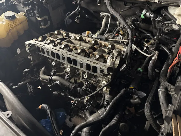 SR AUTO repair 3
