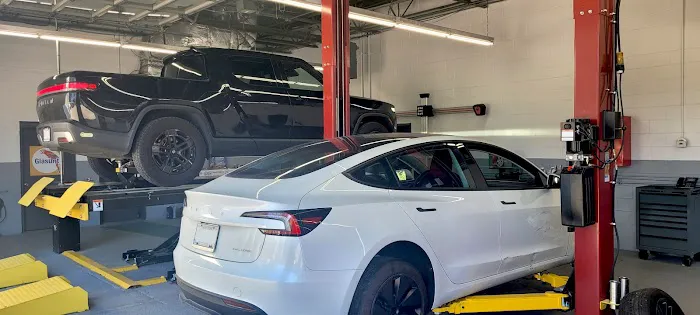 Precision Auto Works of LIC Smithtown 1
