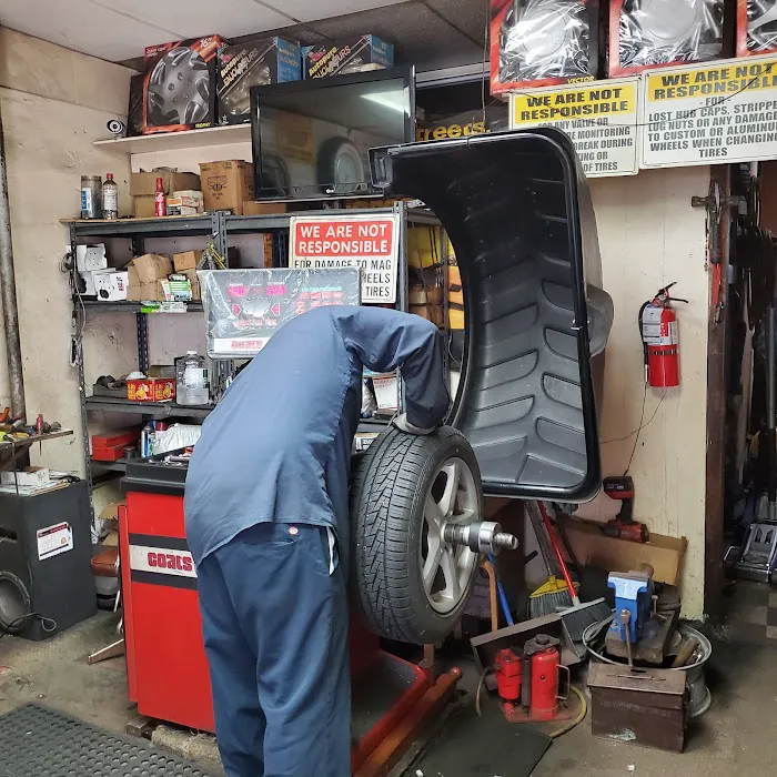Salvador's Tire Shop 1