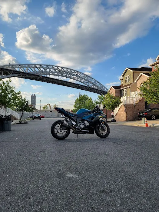 FiggTree Motorcycle Shop 7