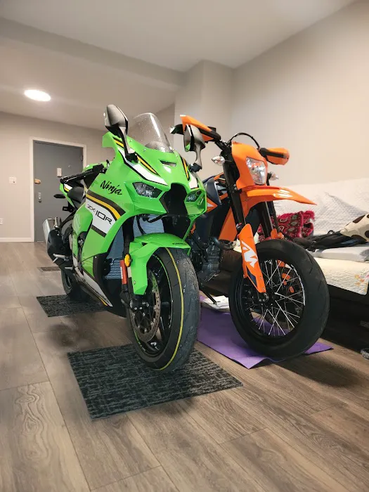 FiggTree Motorcycle Shop 3