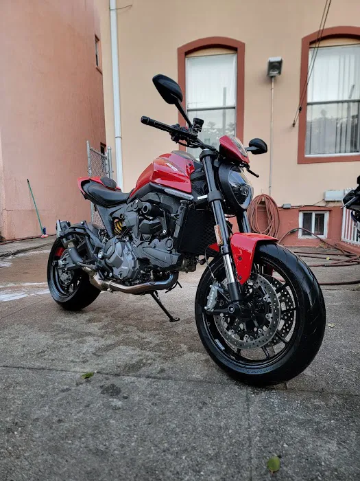 FiggTree Motorcycle Shop 4