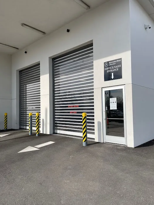 Mercedes-Benz of Brooklyn Service Center 9