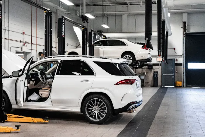 Mercedes-Benz of Brooklyn Service Center 5