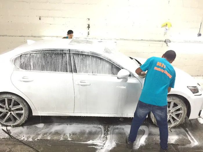 31 Auto Body & Wrap 1
