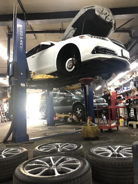King's Motor Works 9