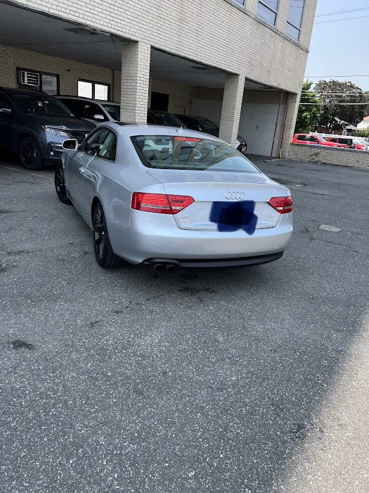 Bayport Collision Center 5