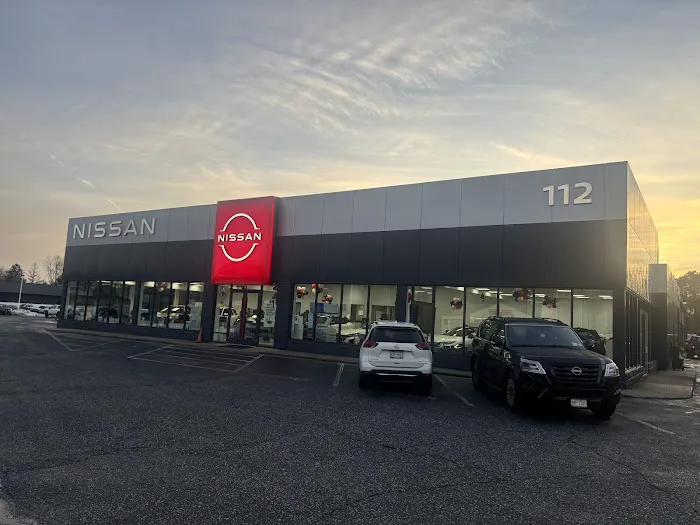 Nissan 112 Service and Parts 4