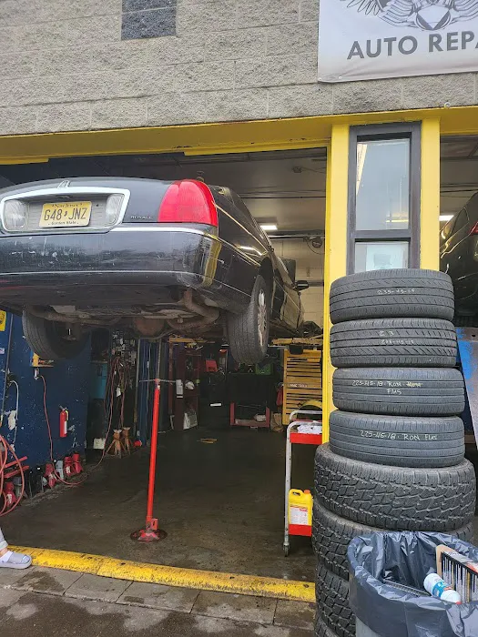 Sosa Mechanic Repair Shop 9
