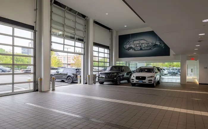 Land Rover White Plains Service Center 5