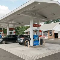 Trumbull Mobil Service Center