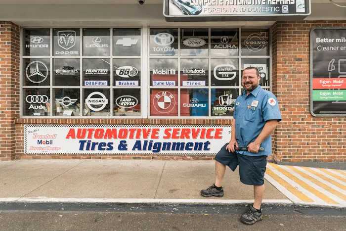 Trumbull Mobil Service Center 6