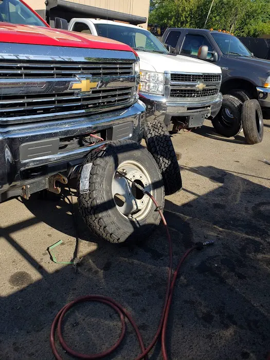 Pepe's Tires & Mechanic Mobile Services, LLC 4