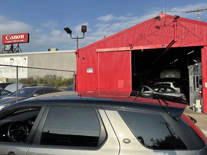 X Ray Auto (Santa Monica Auto Center under new management) 1