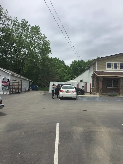 DiCarlo's Auto Body 4