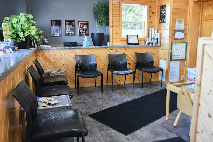 Lightning Auto Care Center 5