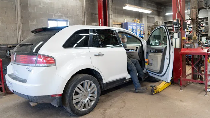 Mike's Tire Services 3