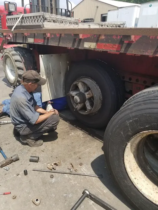 Pomp's Tire Service 6