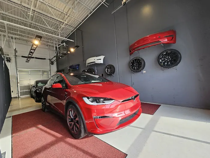 Tesla Service 3
