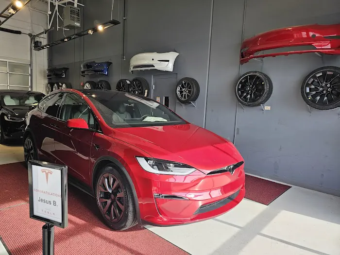 Tesla Service 5