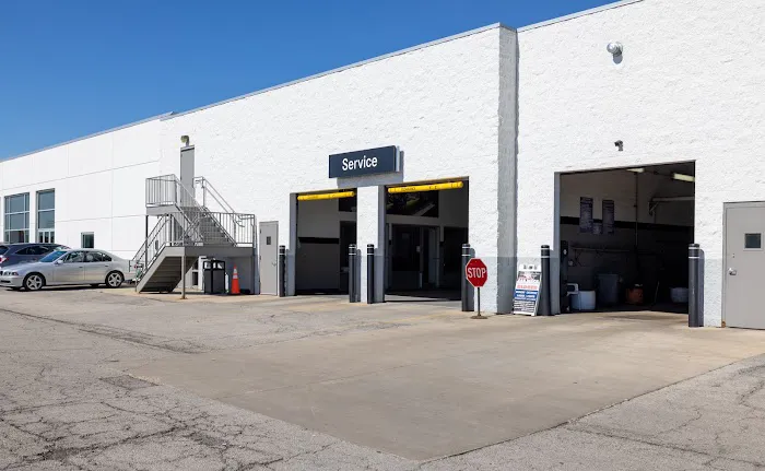 Mercedes-Benz of Westmont Service Center 2