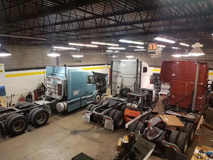 SM Truck Repair LLc 4