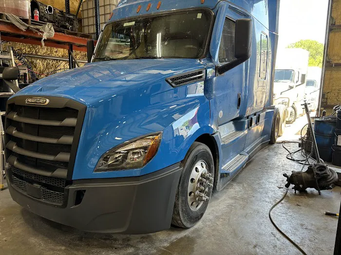 TEAM PRIME Garage 3