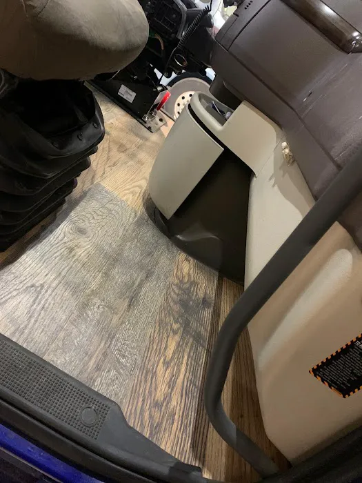 US EXP TRUCK REPAIR 5