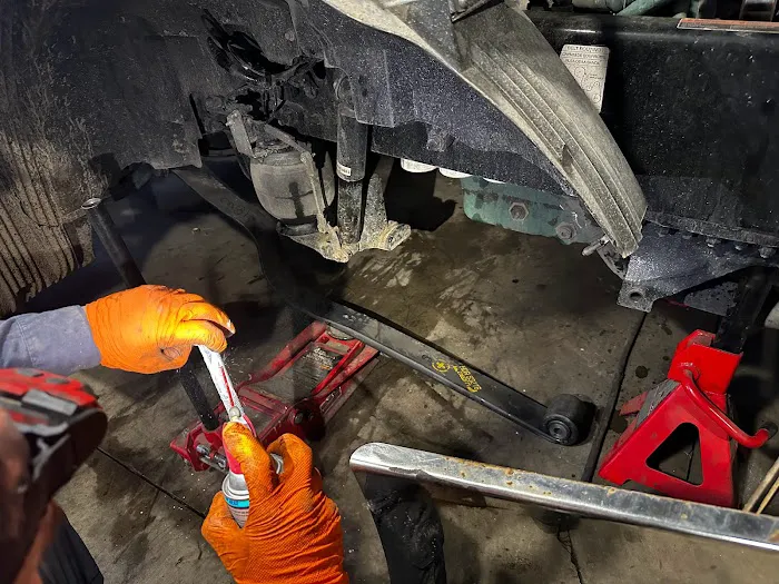 18 Wheelers Repairs 6