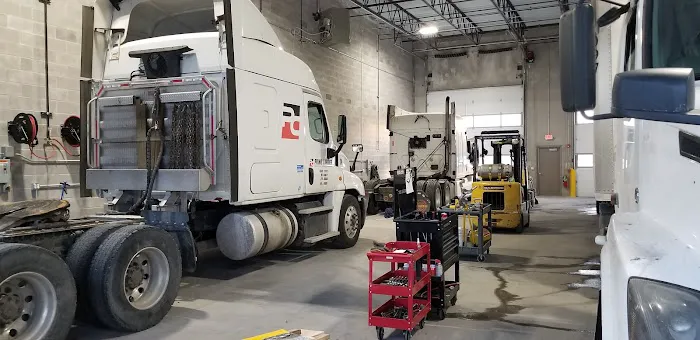 PC Truck Center 2