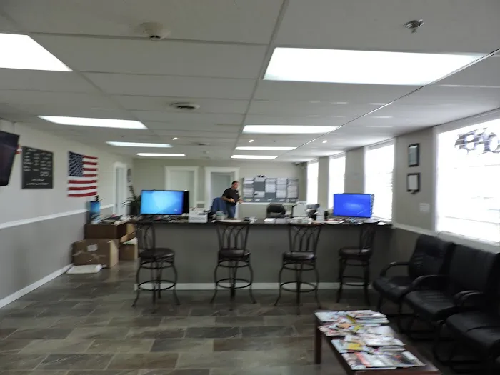 Addison Auto Body And Glass, Inc. 7