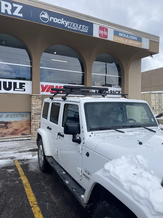 Rackstarz Vehicle Rack & Hitch 3