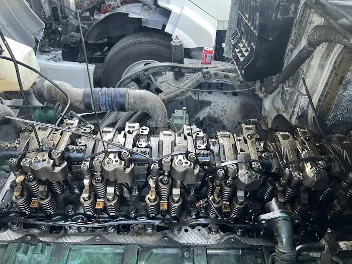 Solis diesel and automotive repair 7