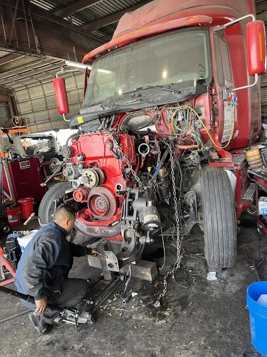 Solis diesel and automotive repair 5