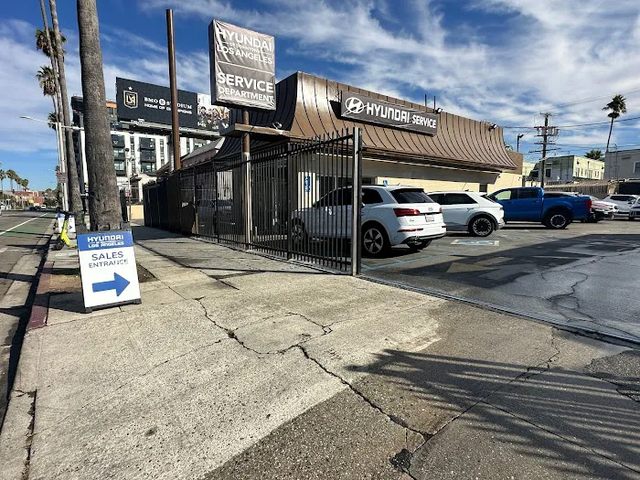 Hyundai of Downtown Los Angeles Service Department 7