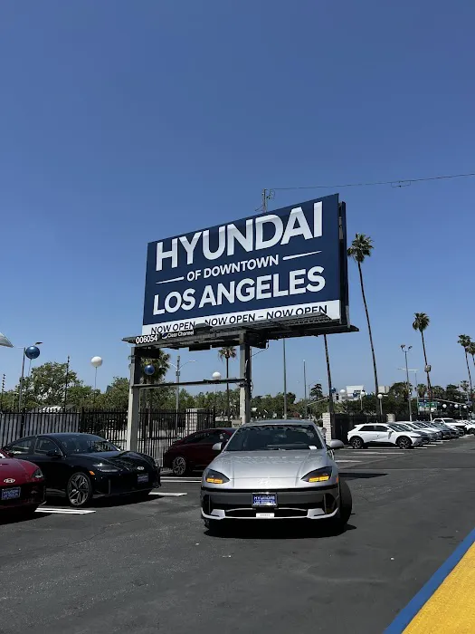 Hyundai of Downtown Los Angeles Parts Department 2