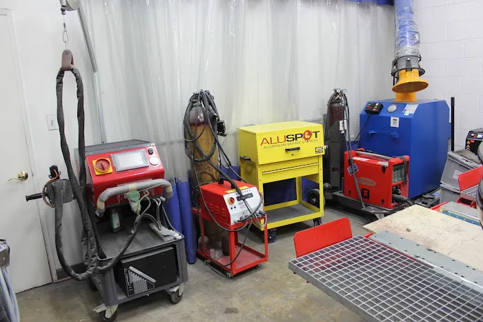 Network Auto Body 9