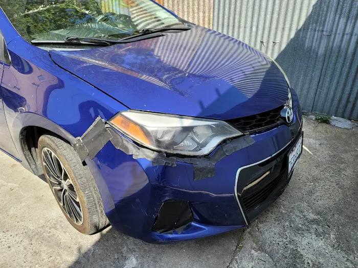 INNOVATIVE AUTO COLLISION 0