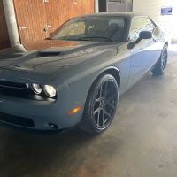 J&B AUTO BODY SHOP