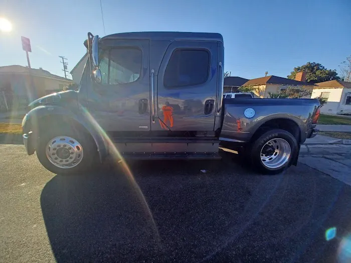 LIBERTY AUTO BODY 1