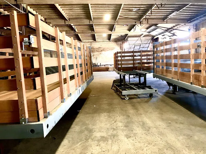 Lion Truck Body 3