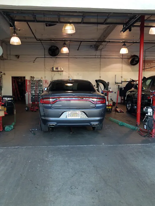 America's Tire 9