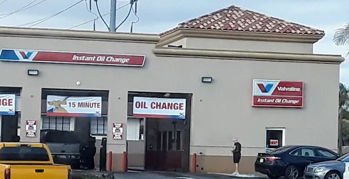 Valvoline Instant Oil Change 1