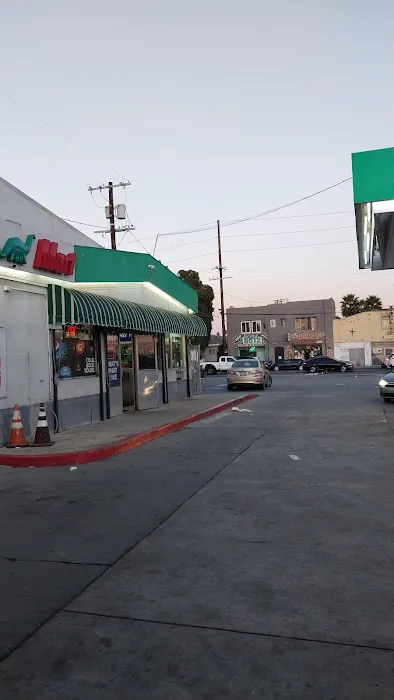 JUANITO'S TIRES SHOP & RIM REPAIR 7