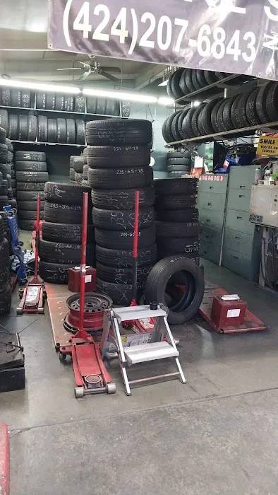 JUANITO'S TIRES SHOP & RIM REPAIR 2