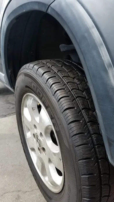 Tire service 5